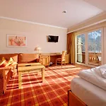 Hotel Ortnerhof - Ihr Zuhause Am Fusse Der Alpen 4*
