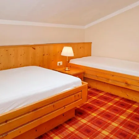 Hotel Ortnerhof - Ihr Zuhause Am Fusse Der Alpen