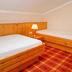 Hotel Ortnerhof - Ihr Zuhause Am Fusse Der Alpen
