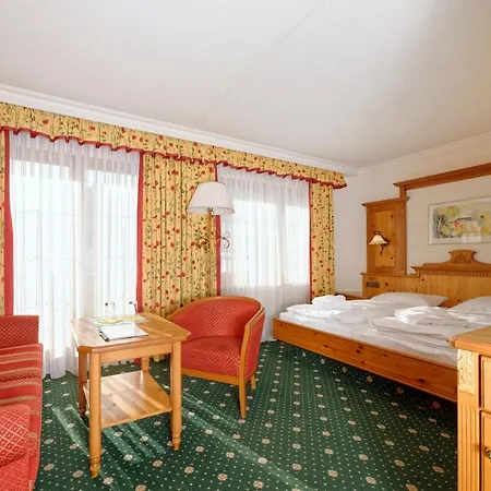 فندق Ortnerhof - Ihr Zuhause Am Fusse Der Alpen 4*